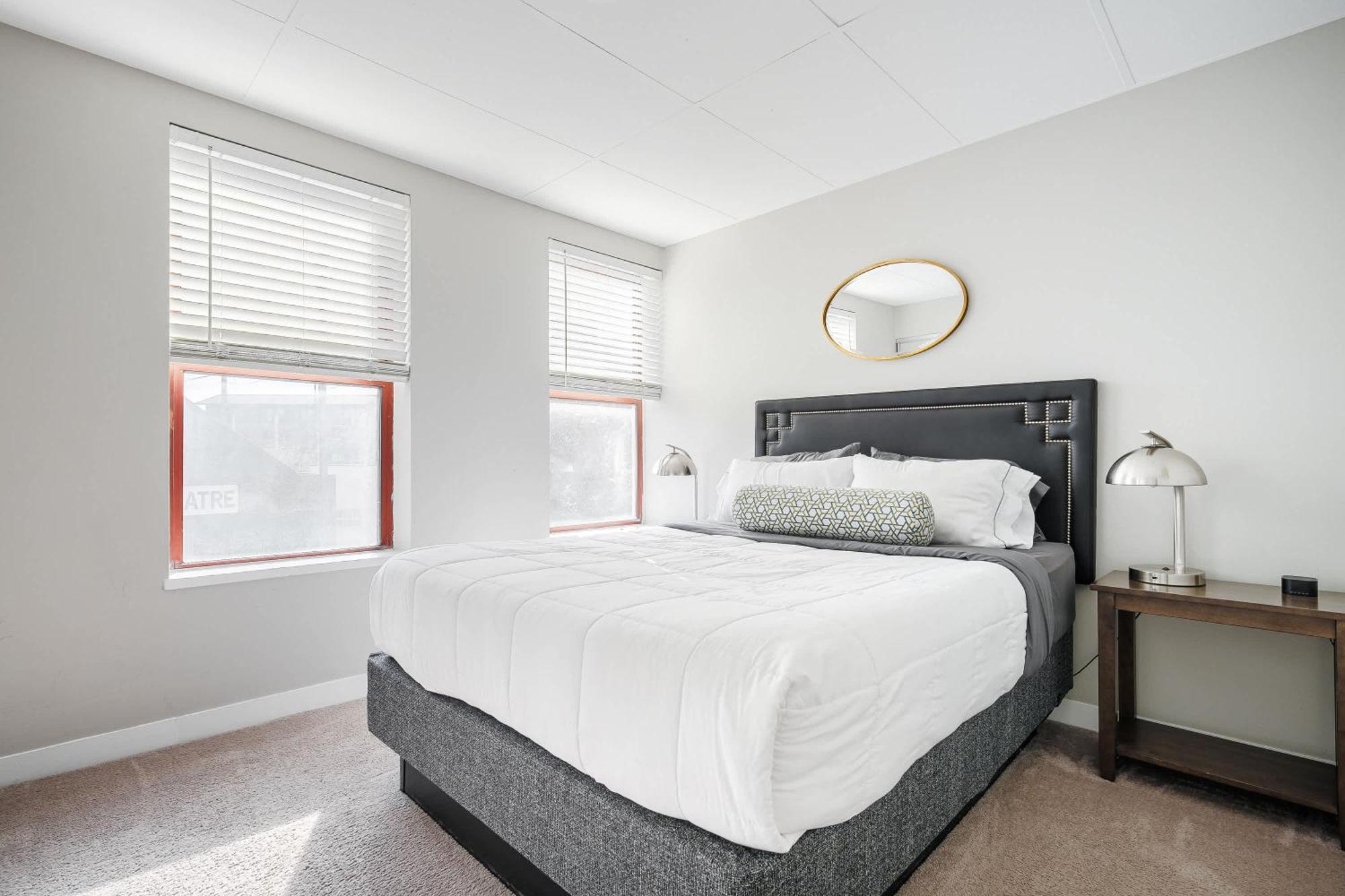 אינדיאנפוליס Modern Mass Ave 1Br Apartment With Kitchen מראה חיצוני תמונה