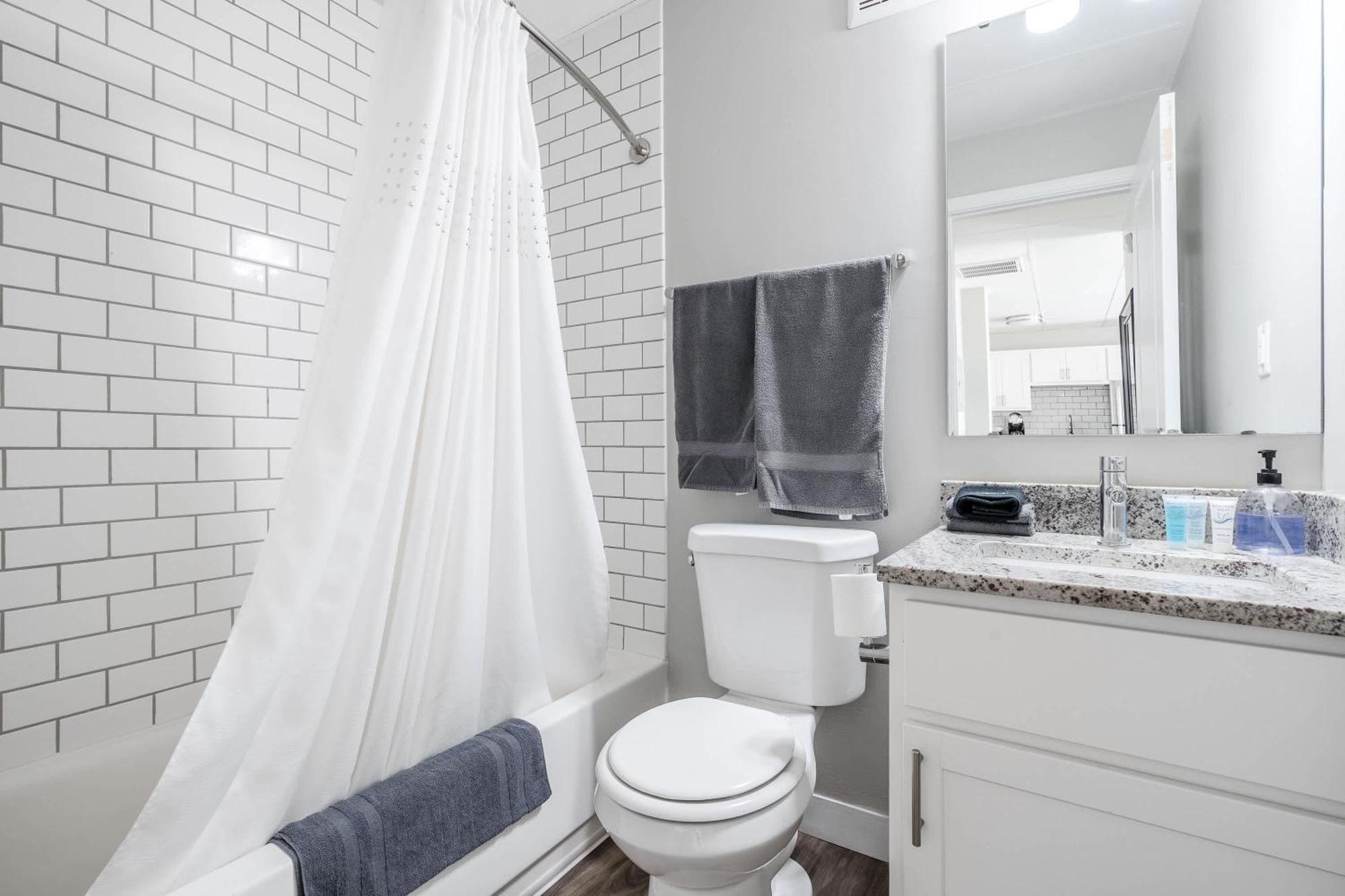 אינדיאנפוליס Modern Mass Ave 1Br Apartment With Kitchen מראה חיצוני תמונה