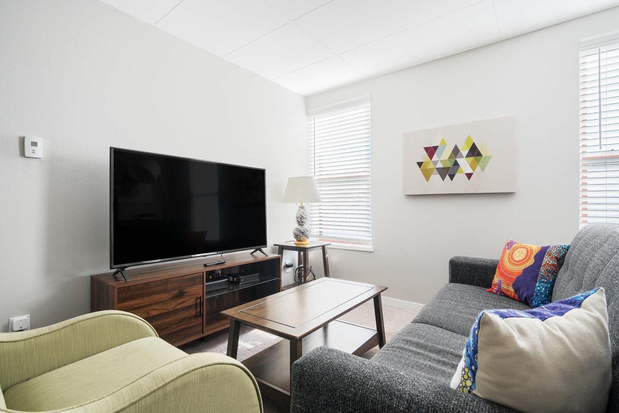 אינדיאנפוליס Modern Mass Ave 1Br Apartment With Kitchen מראה חיצוני תמונה